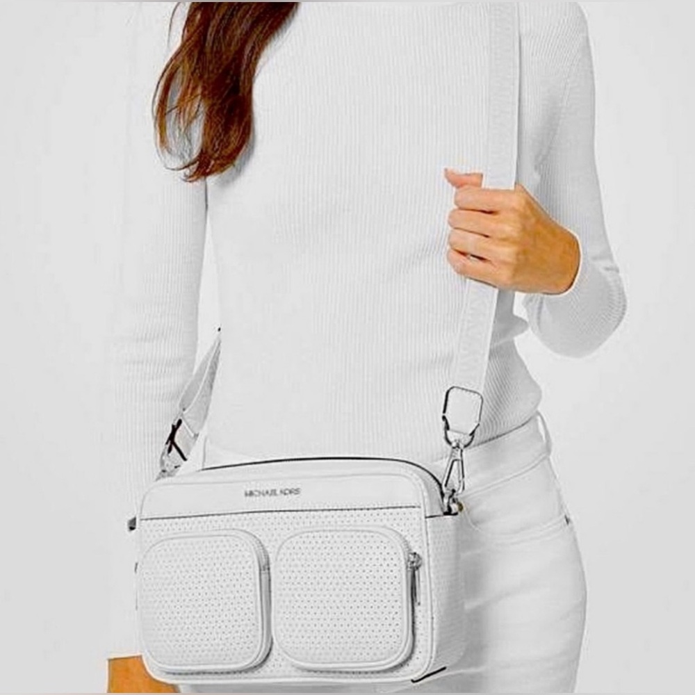 NWT Authentic Michael Kors W/ LG Hanover Crossbody Bag with the organic box❤️❤️ - Picture 3 of 10